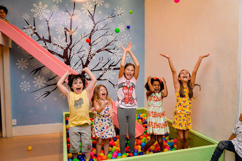 Cobertura fotográfica festa de aniversário tema safári menino criança infantil book fotográfico fotografia animais zoológico bolo docinhos piscina de bolinhas niteroi rio de janeiro são Gonçalo