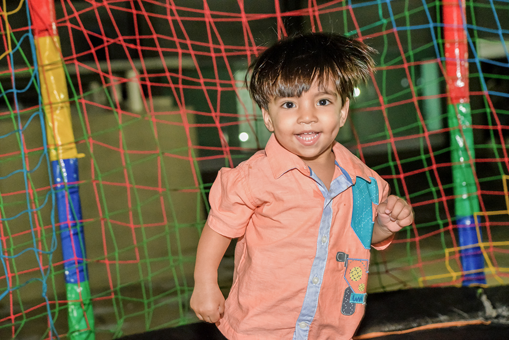 Cobertura fotográfica festa de aniversário tema patati patatá menino criança infantil book fotográfico fotografia palhaço bolo cama elástica docinhos brincadeiras niteroi rio de janeiro são Gon&ccedi