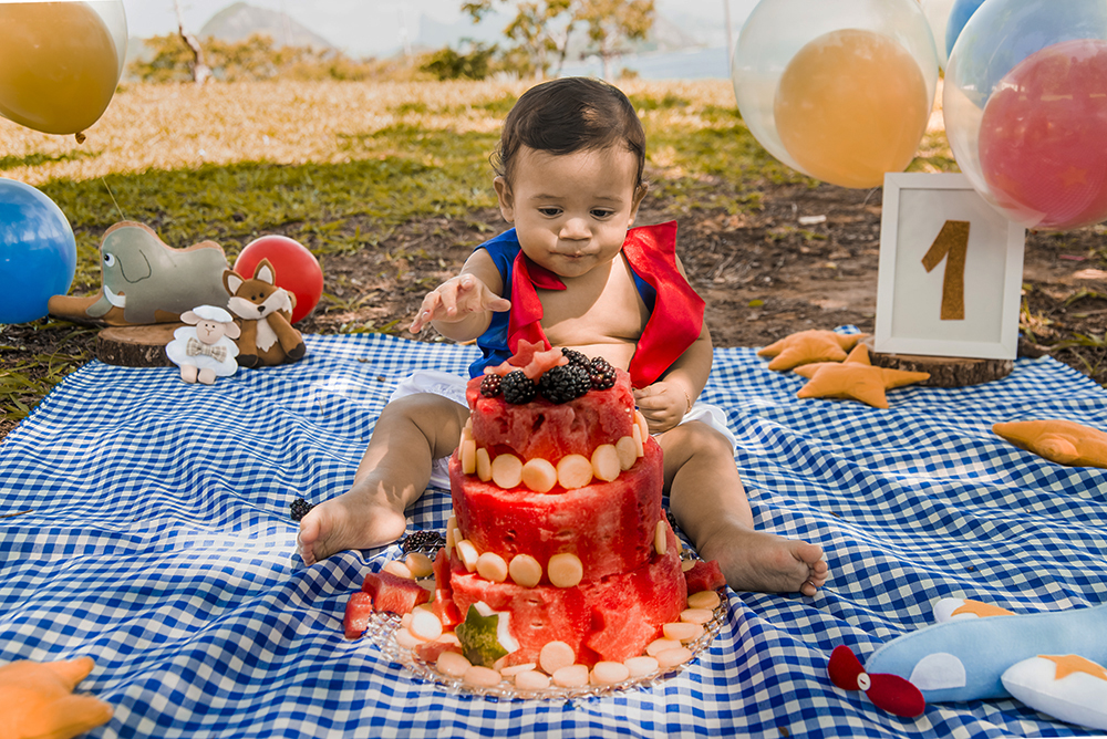 ensaio fotografico pre aniversário menino bebe infantil  book fotografia smash the fruit pequeno príncipe temático closes retrato banheira pos banho rio de janeiro niteroi são Gonçalo