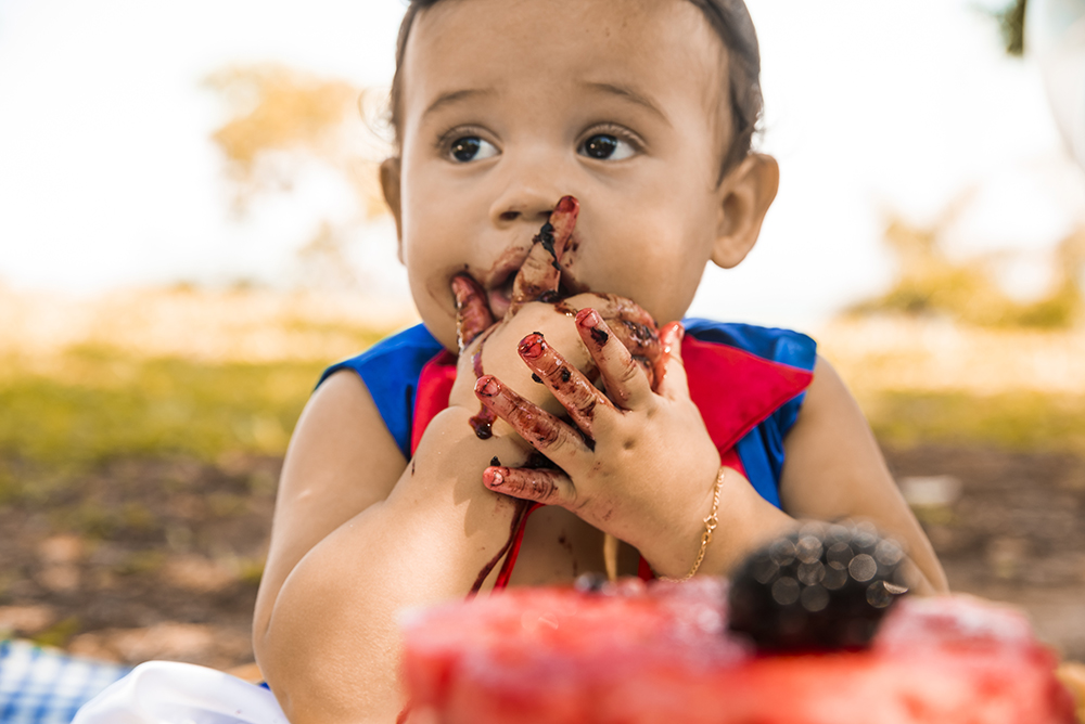 ensaio fotografico pre aniversário menino bebe infantil  book fotografia smash the fruit pequeno príncipe temático closes retrato banheira pos banho rio de janeiro niteroi são Gonçalo