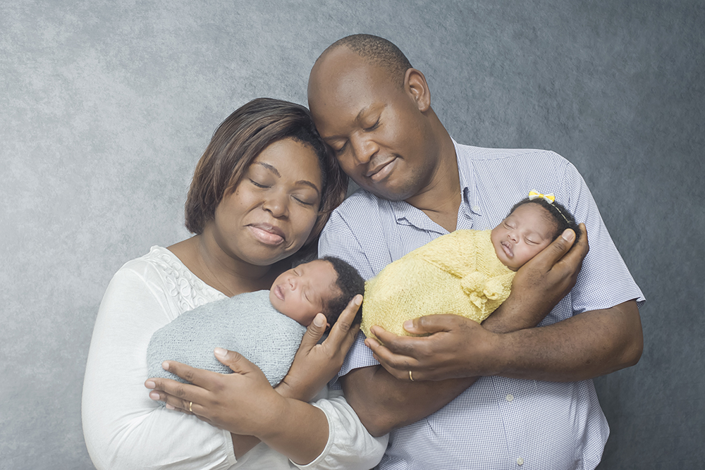 ensaio fotográfico newborn bebe gêmeos recém nascido book fotográfico fotografia pose casulinhoestúdio rio de janeiro niteroi são Gonçalo