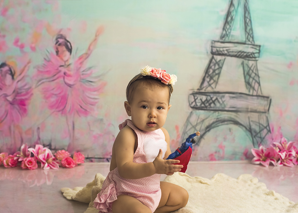 ensaio fotografico menina bebe infantil  book fotografia acompanhamento trimestral paris torre eifel closes retrato violetas flores jardim rio de janeiro niteroi são Gonçalo