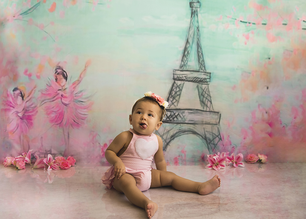 ensaio fotografico menina bebe infantil  book fotografia acompanhamento trimestral paris torre eifel closes retrato violetas flores jardim rio de janeiro niteroi são Gonçalo
