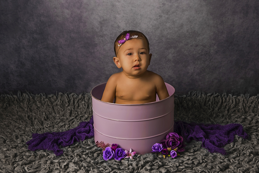 ensaio fotografico menina bebe infantil  book fotografia acompanhamento trimestral paris torre eifel closes retrato violetas flores jardim rio de janeiro niteroi são Gonçalo