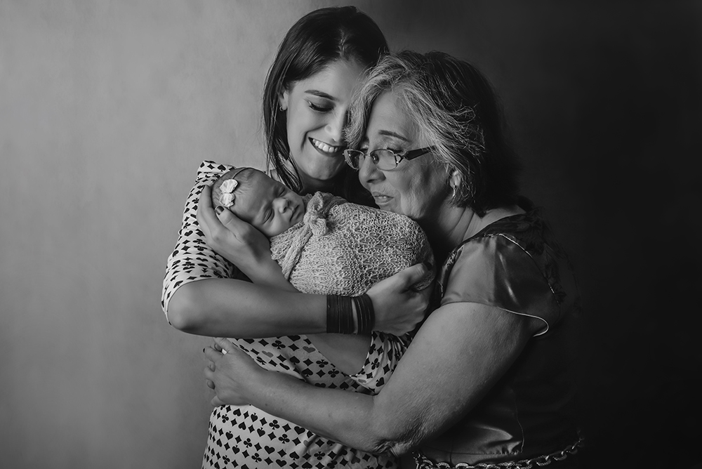 ensaio fotográfico dia das mães miniensaio newborn bebe menina book fotografia temático estúdio rio de janeiro niteroi são Gonçalo