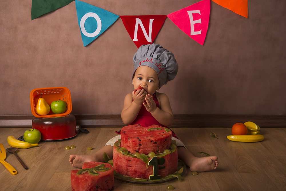 ensaio fotografico pre aniversário menino bebe infantil  book fotografia acompanhamento trimestral smash the fruit fruta chef de cozinha retrato banheira pos banho rio de janeiro niteroi são Gonçalo