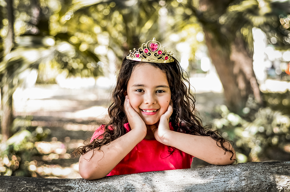 ensaio fotografico book fotografia externo modelo infantil criança menina parquinho campo de são bento brinquedos parque rio de janeiro niteroi são Gonçalo