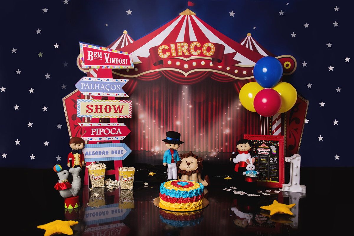 Ensaio smash the cake, ensaio bebê, fotógrafa em Niterói, smash the cake Niterói, smash the cake Rio de Janeiro, smash the cake São Goncalo, smash the cake temático, nossa casa petit, ensaio fotográfico, sessão fotográfica, circo tradicional, splash