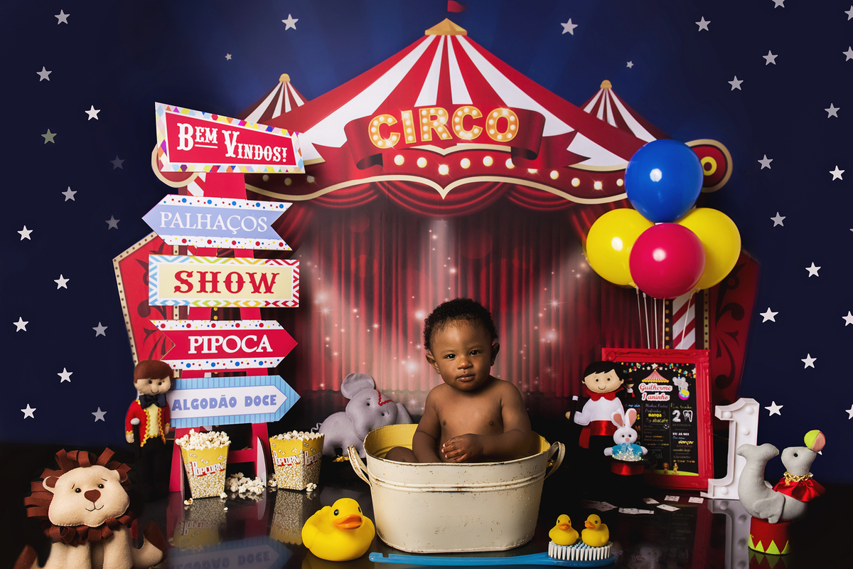 Ensaio smash the cake, ensaio bebê, fotógrafa em Niterói, smash the cake Niterói, smash the cake Rio de Janeiro, smash the cake São Goncalo, smash the cake temático, nossa casa petit, ensaio fotográfico, sessão fotográfica, circo tradicional, splash