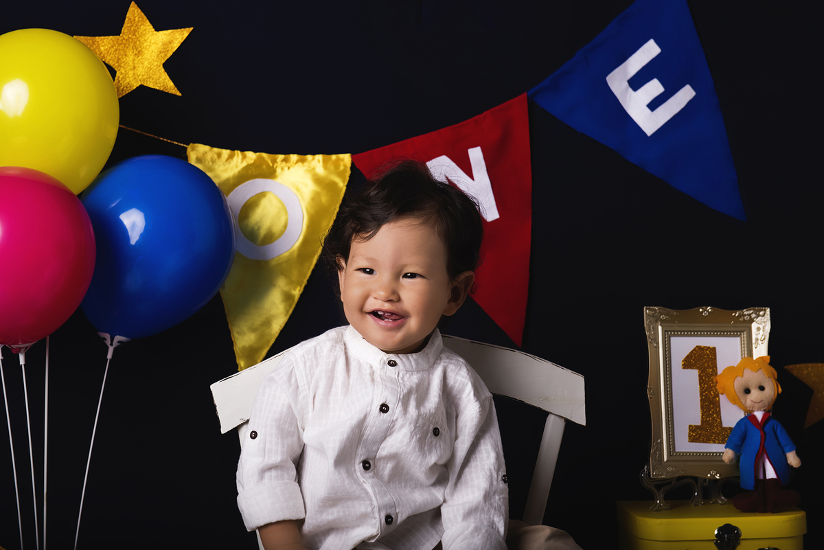 Ensaio smash the cake, ensaio bebê, fotógrafa em Niterói, smash the cake Niterói, smash the cake Rio de Janeiro, smash the cake São Goncalo, smash the cake temático, nossa casa petit, ensaio fotográfico, sessão fotográfica, pequeno principe, splash