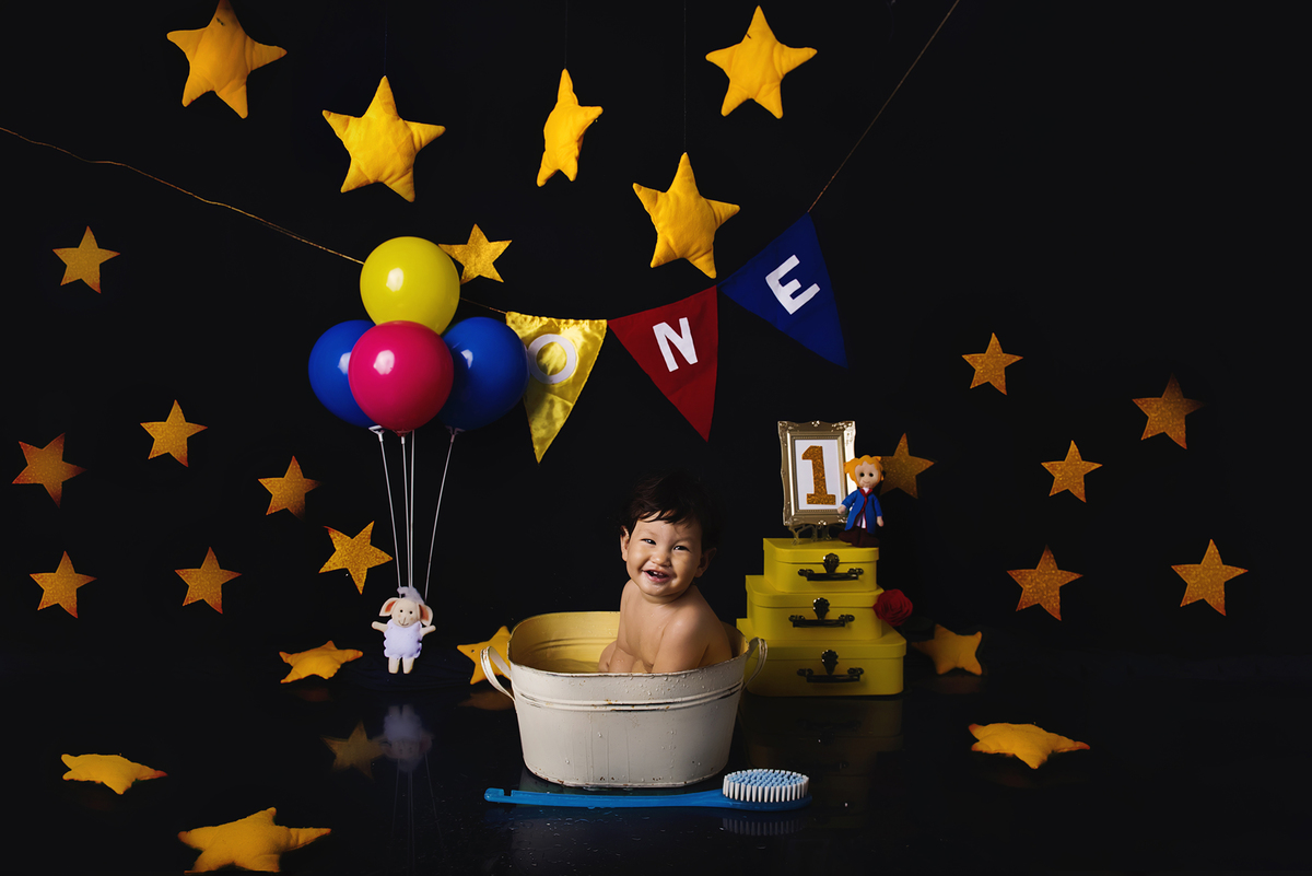 Ensaio smash the cake, ensaio bebê, fotógrafa em Niterói, smash the cake Niterói, smash the cake Rio de Janeiro, smash the cake São Goncalo, smash the cake temático, nossa casa petit, ensaio fotográfico, sessão fotográfica, pequeno principe, splash