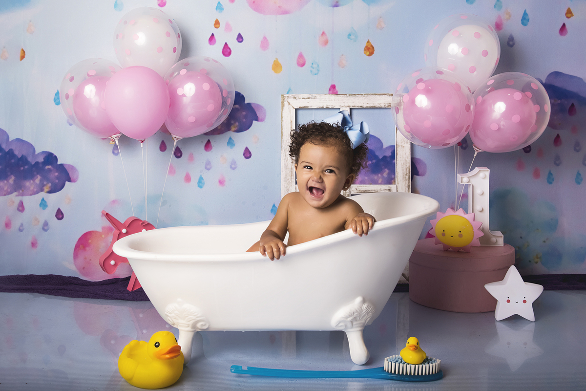 Ensaio smash the cake, ensaio bebê, fotógrafa em Niterói, smash the cake Niterói, smash the cake Rio de Janeiro, smash the cake São Goncalo, smash the cake temático, nossa casa petit, ensaio fotográfico, sessão fotográfica, chuva de amor, splash