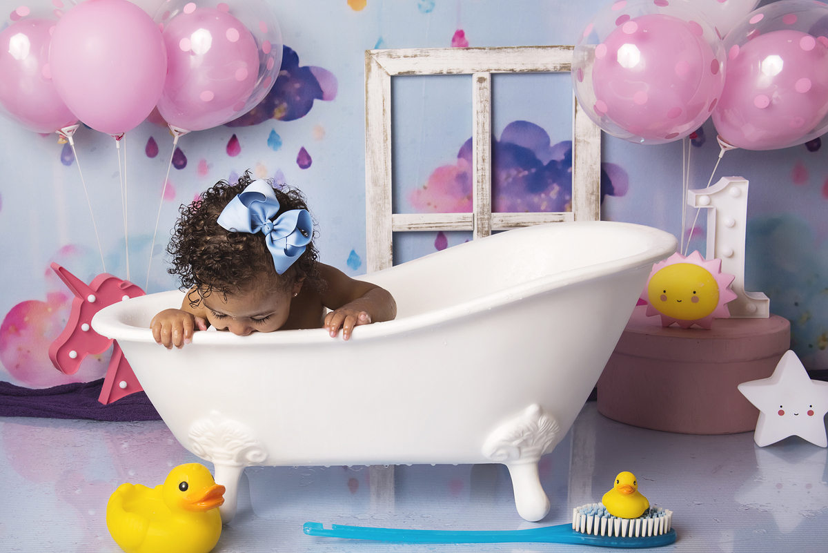 Ensaio smash the cake, ensaio bebê, fotógrafa em Niterói, smash the cake Niterói, smash the cake Rio de Janeiro, smash the cake São Goncalo, smash the cake temático, nossa casa petit, ensaio fotográfico, sessão fotográfica, chuva de amor, splash