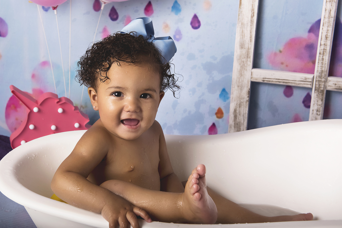 Ensaio smash the cake, ensaio bebê, fotógrafa em Niterói, smash the cake Niterói, smash the cake Rio de Janeiro, smash the cake São Goncalo, smash the cake temático, nossa casa petit, ensaio fotográfico, sessão fotográfica, chuva de amor, splash