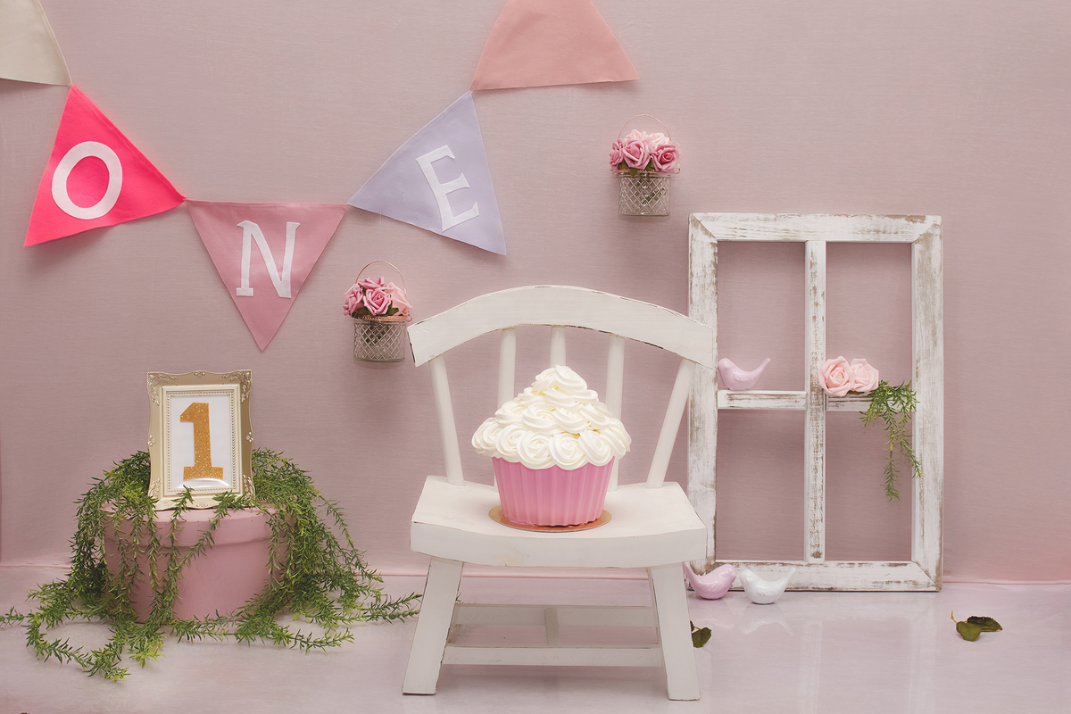 Ensaio smash the cake, ensaio bebê, fotógrafa em Niterói, smash the cake Niterói, smash the cake Rio de Janeiro, smash the cake São Goncalo, smash the cake temático, nossa casa petit, ensaio fotográfico, sessão fotográfica, jardim encantado, splash