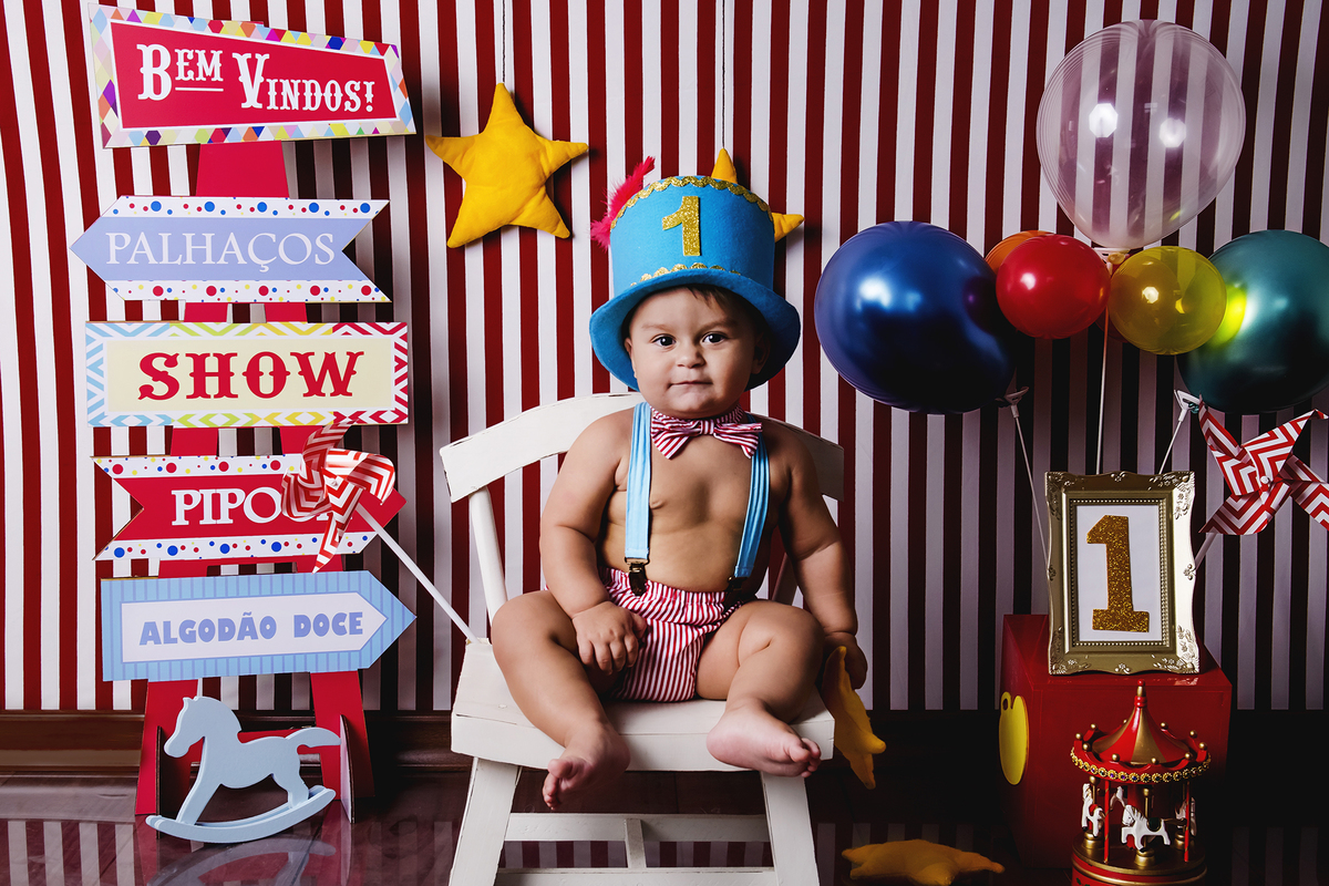 Ensaio smash the cake, ensaio bebê, fotógrafa em Niterói, smash the cake Niterói, smash the cake Rio de Janeiro, smash the cake São Goncalo, smash the cake temático, nossa casa petit, ensaio fotográfico, sessão fotográfica, parque de diversões, splash