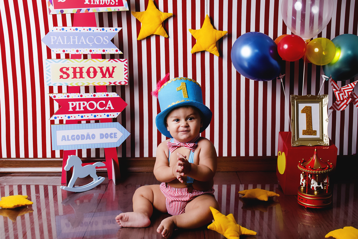 Ensaio smash the cake, ensaio bebê, fotógrafa em Niterói, smash the cake Niterói, smash the cake Rio de Janeiro, smash the cake São Goncalo, smash the cake temático, nossa casa petit, ensaio fotográfico, sessão fotográfica, parque de diversões, splash