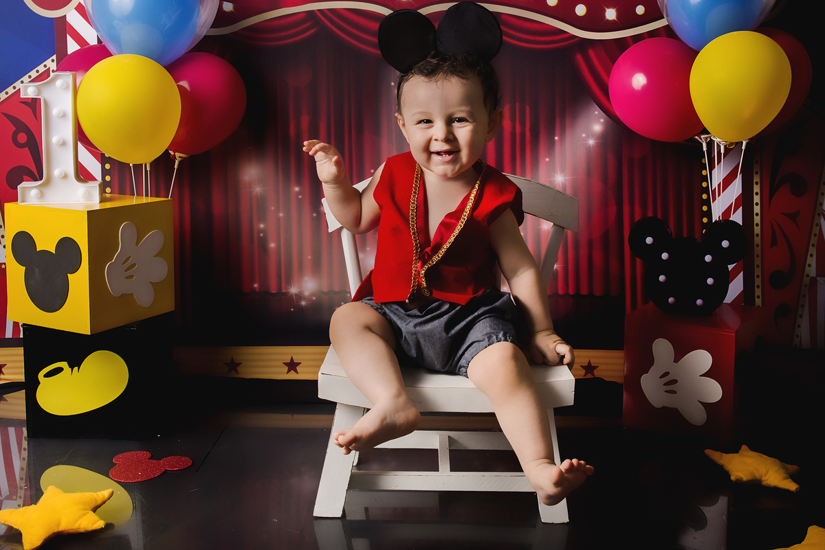 Ensaio smash the cake, ensaio bebê, fotógrafa em Niterói, smash the cake Niterói, smash the cake Rio de Janeiro, smash the cake São Goncalo, smash the cake temático, nossa casa petit, ensaio fotográfico, sessão fotográfica, circo do mickey, splash