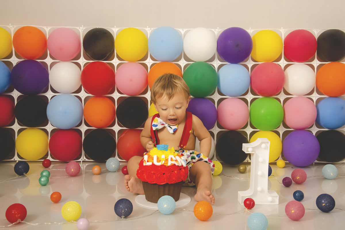 Ensaio smash the cake, ensaio bebê, fotógrafa em Niterói, smash the cake Niterói, smash the cake Rio de Janeiro, smash the cake São Goncalo, smash the cake temático, nossa casa petit, ensaio fotográfico, sessão fotográfica, piscina de bolinha, splash