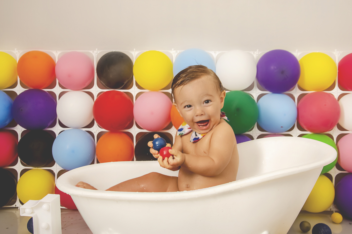 Ensaio smash the cake, ensaio bebê, fotógrafa em Niterói, smash the cake Niterói, smash the cake Rio de Janeiro, smash the cake São Goncalo, smash the cake temático, nossa casa petit, ensaio fotográfico, sessão fotográfica, piscina de bolinha, splash