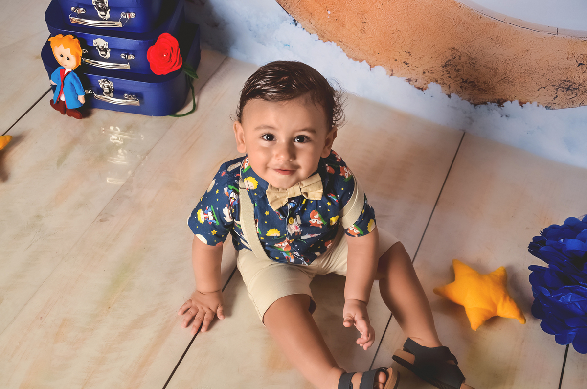 Ensaio smash the cake, ensaio bebê, fotógrafa em Niterói, smash the cake Niterói, smash the cake Rio de Janeiro, smash the cake São Goncalo, smash the cake temático, nossa casa petit, ensaio fotográfico, sessão fotográfica, pequeno principe, splash