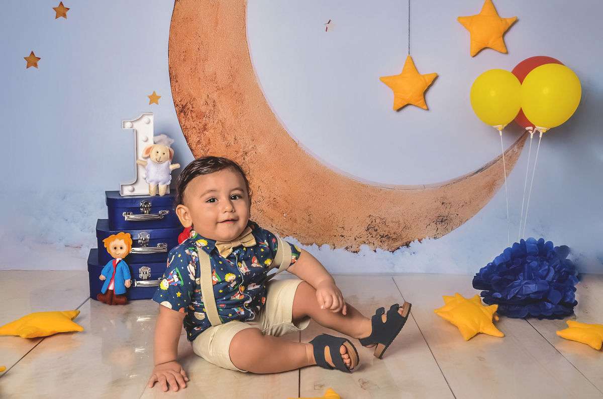 Ensaio smash the cake, ensaio bebê, fotógrafa em Niterói, smash the cake Niterói, smash the cake Rio de Janeiro, smash the cake São Goncalo, smash the cake temático, nossa casa petit, ensaio fotográfico, sessão fotográfica, pequeno principe, splash