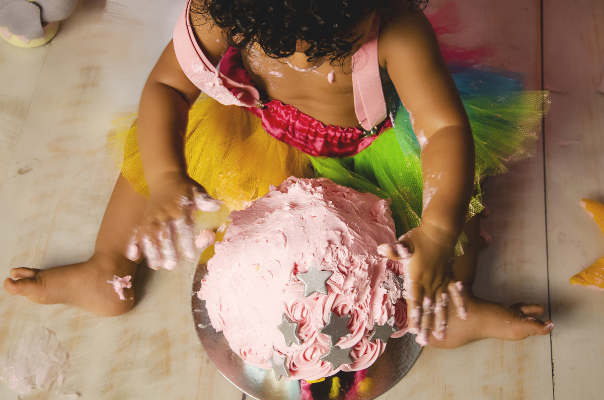 Ensaio smash the cake, ensaio bebê, fotógrafa em Niterói, smash the cake Niterói, smash the cake Rio de Janeiro, smash the cake São Goncalo, smash the cake temático, nossa casa petit, ensaio fotográfico, sessão fotográfica, circo rosa, splash