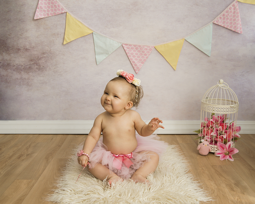 ensaio fotografico temático menina bebe infantil book fotografia bailarina saia de tule cestinho bandeirinhas rosa rio de janeiro niteroi são Gonçalo