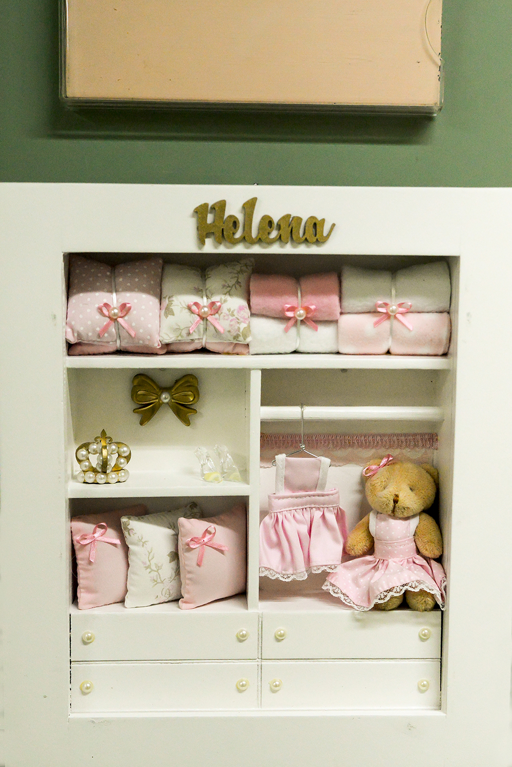 Cobertura fotográfica de parto nascimento cesárea parto normal maternidade menina recém nascida mãe pai obstetra sala de parto niteroi rio de janeiro são Gonçalo