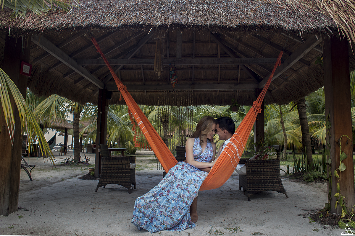 casal na rede ensaio de pre casamento jessica mendes fotógrafa fotógrafo de casamento