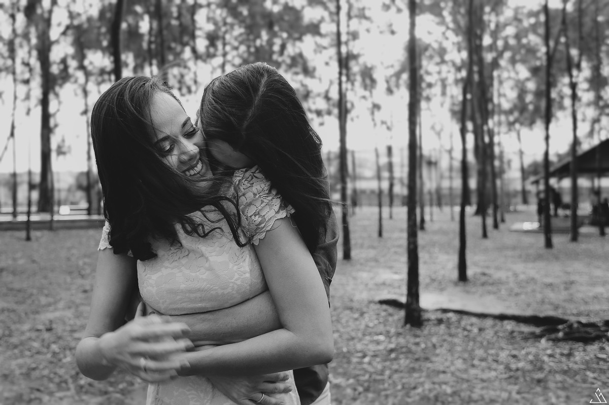ensaio de pré casamento do casal camila e ronio feito em garanhuns por jessica mendes fotografia. fotógrafo de casamento. fotógrafo de casal.
