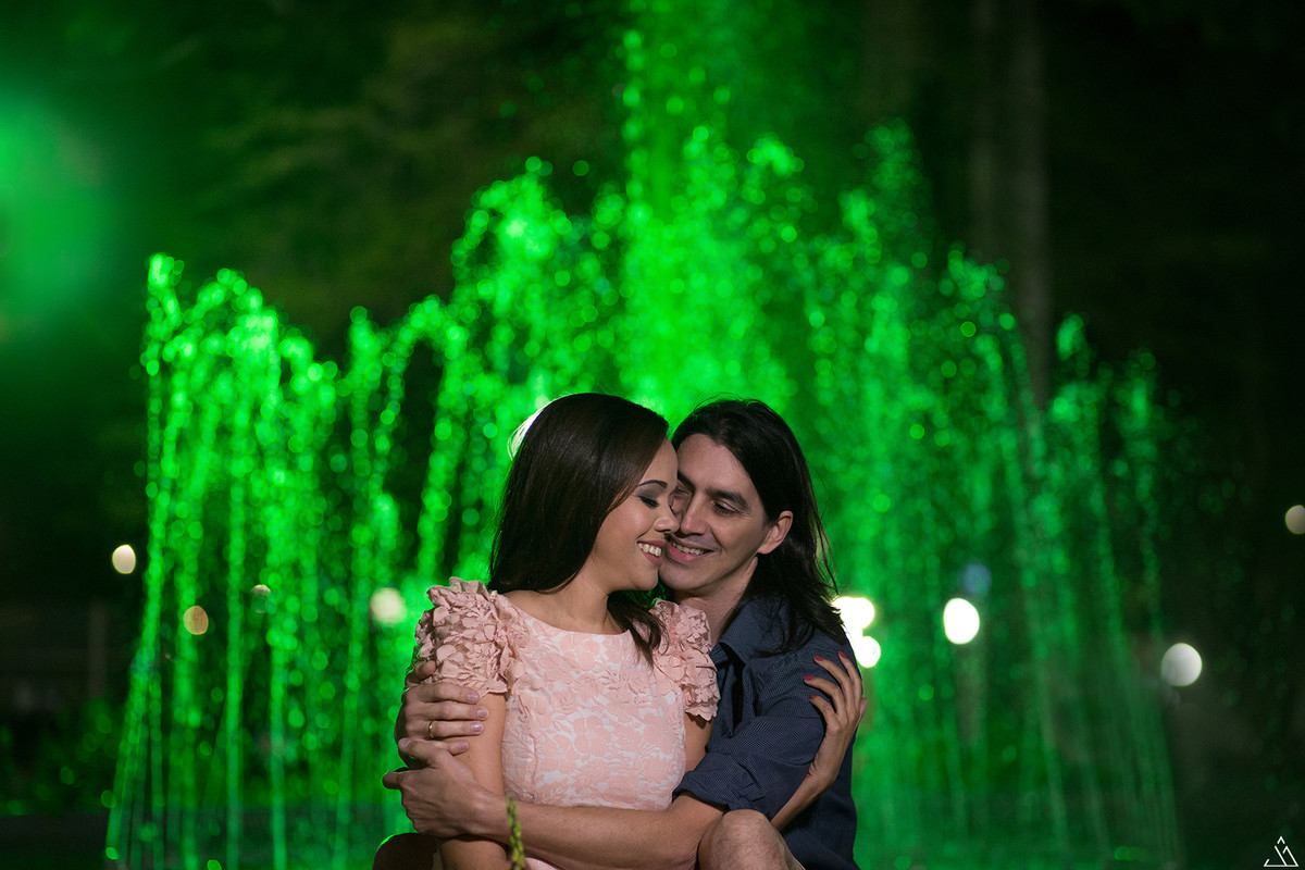 ensaio de pré casamento do casal camila e ronio feito em garanhuns por jessica mendes fotografia. fotógrafo de casamento. fotógrafo de casal.