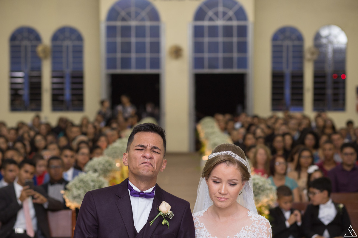 Jesscia Mendes Fotografia. casal de fé orando