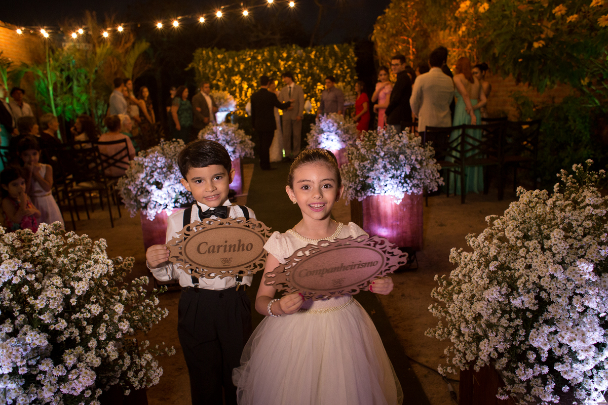 Fotógrafo de casamento. Jessica mendes fotografia. Fotos do casamento de dia. comedoria mulheres de fibra. alto do moura -pe.