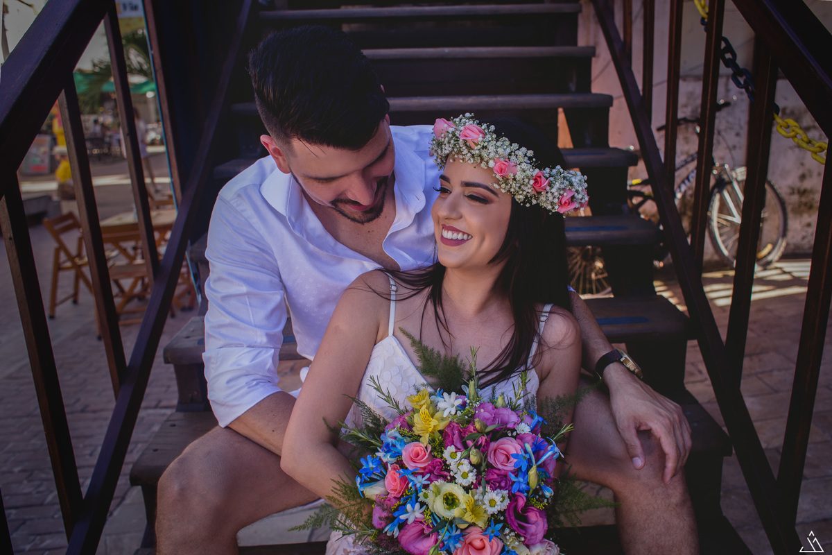 ensaio de pré casameno na praia de Porto de Galinha, Pernambuco. Fotógrafa profissional de casamentos Jessica mendes fotografia faz ensaio na praia com Casal Jordanna e Arnaldo no mês de março. Pre wedding. fotos de casal.