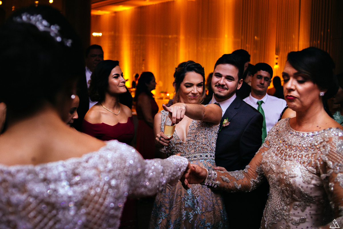Jessica Mendes Fotografia. Fotógrafo de casamento em Recife - PE. Amanda e gilmar casaram no la cuisine. 