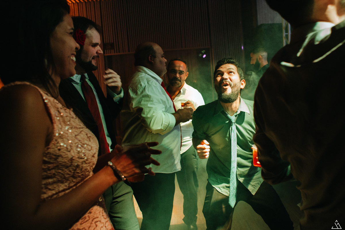 Jessica Mendes Fotografia. Fotógrafo de casamento em Recife - PE. Amanda e gilmar casaram no la cuisine. 