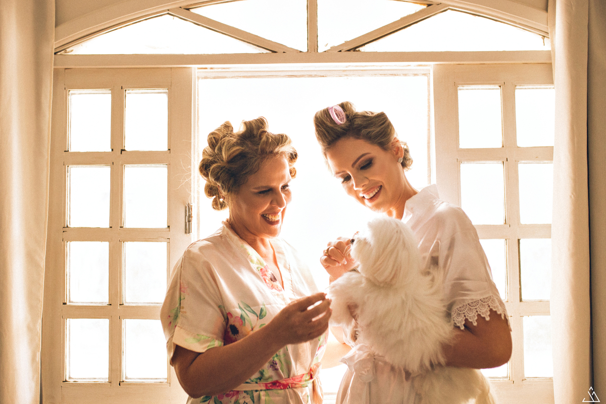 jessica mende fotografia. fotografo de casamento Gabi e leo recife-pe. making of da noiva, vestido de noiva pets cachorro família 