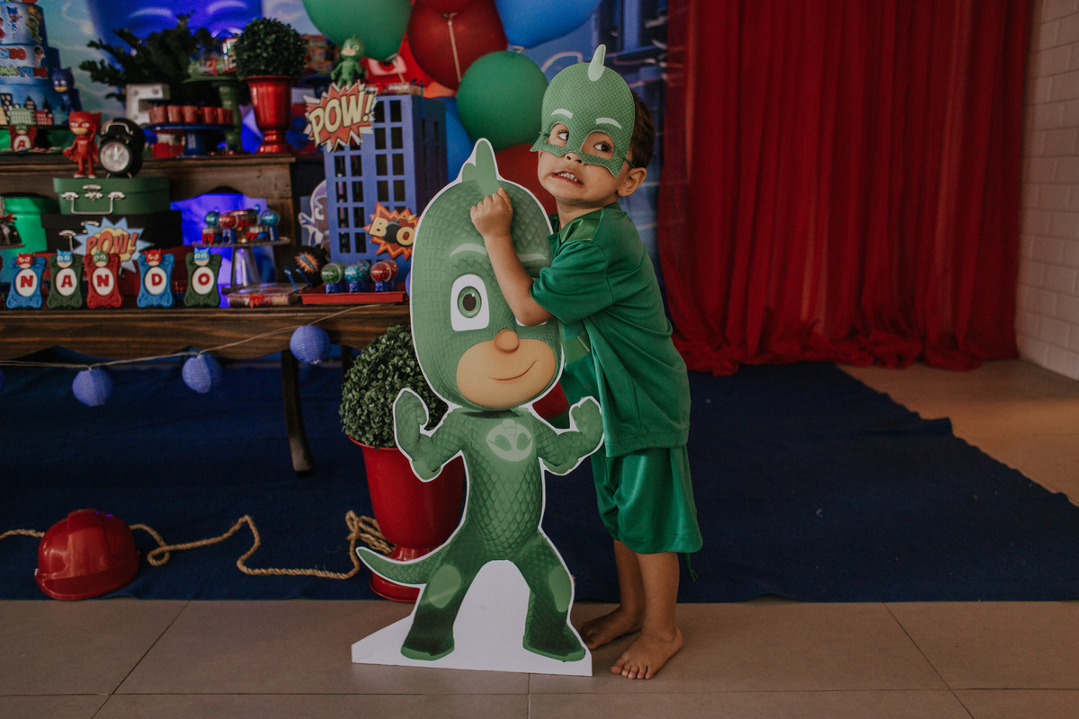 Jessica Mendes fotografia. Fotos da festa de aniversário infantil de 3 e 5 anos de idade de Ana e Fernando. Fotos de criança.