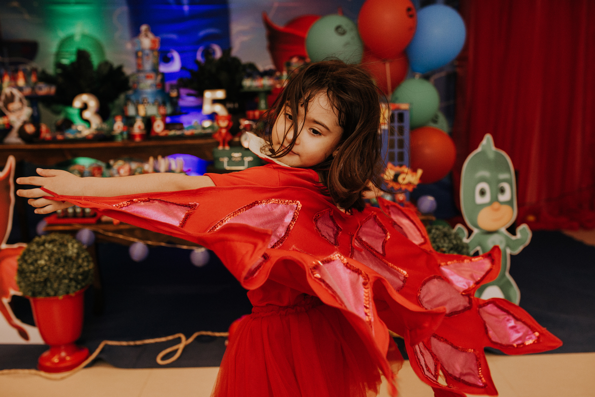 Jessica Mendes fotografia. Fotos da festa de aniversário infantil de 3 e 5 anos de idade de Ana e Fernando. Fotos de criança.