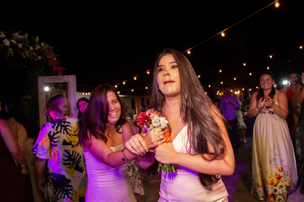 Jessica Mendes fotografia. fotos de  casamento no campo de dia.  Fotógrafa de casamento em Recife e região. Fotógrafo de casamento em Recife, Caruaru e Região. Cerimônia religiosa evangélica no campo