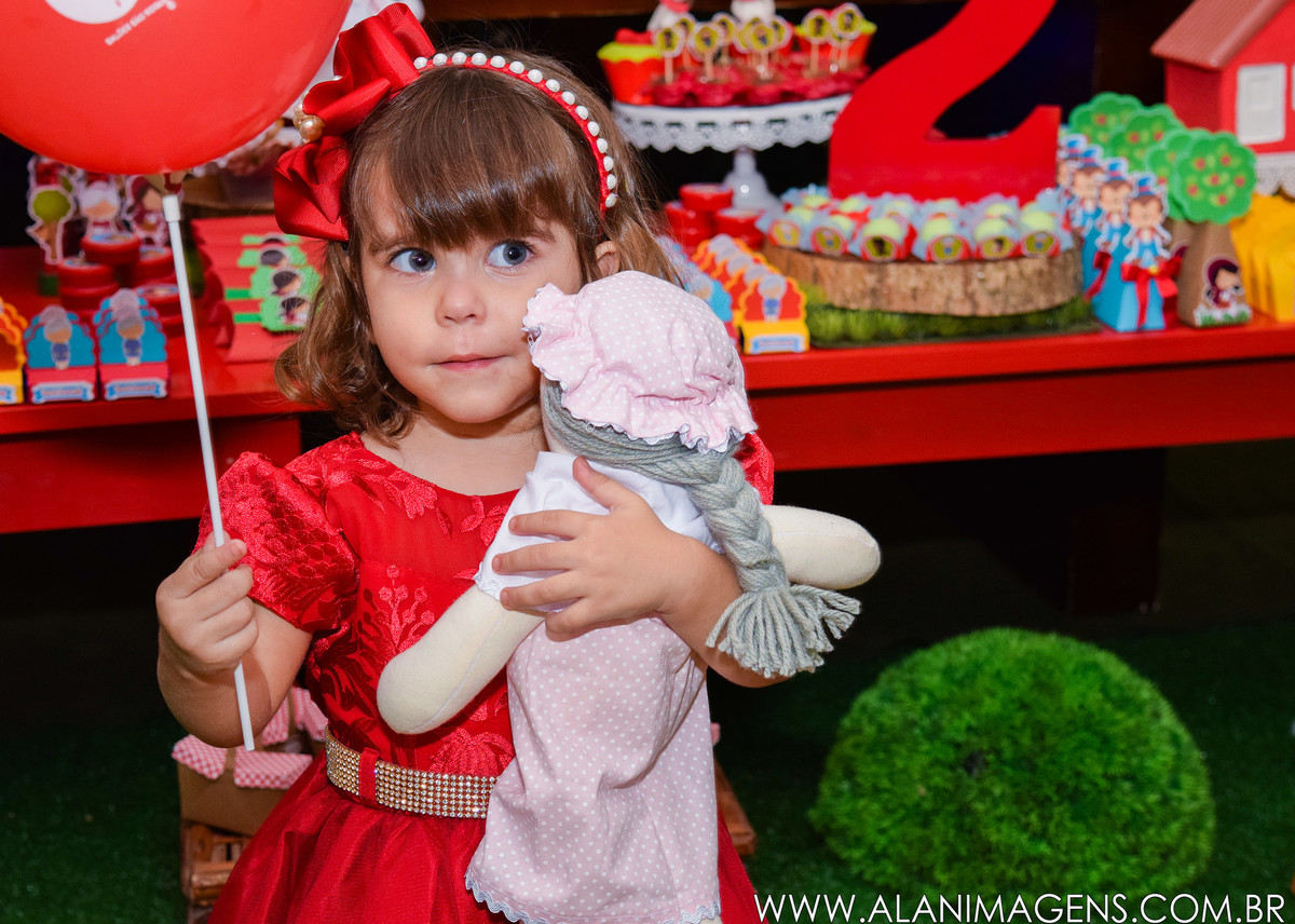 festa de 1 ano decoração chapeuzinho vermelho fotos alan lira