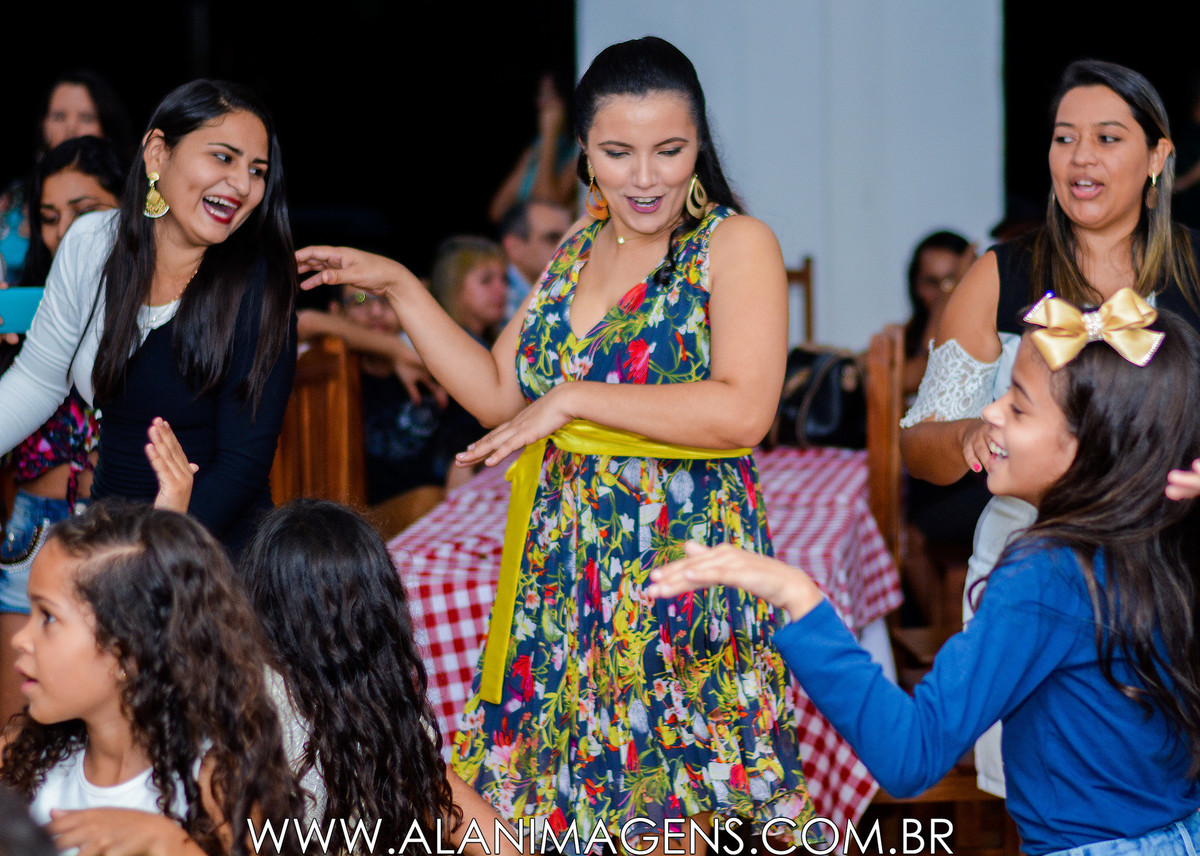 festa de 1 ano decoração chapeuzinho vermelho fotos alan lira