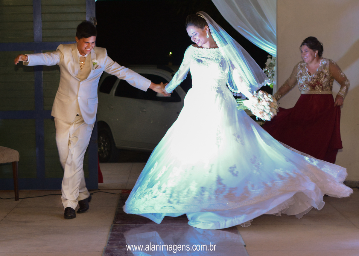 casamento fotos de casamento bananeiras fotos de casametos guarabira fotos de sertãozinho PB Paraíba melhor fotógrafo da região Guarabira alan imagens alan lira fotógrafo decoração de casamento eco ezpazio bananeiras fotos da igreja de bananeiras