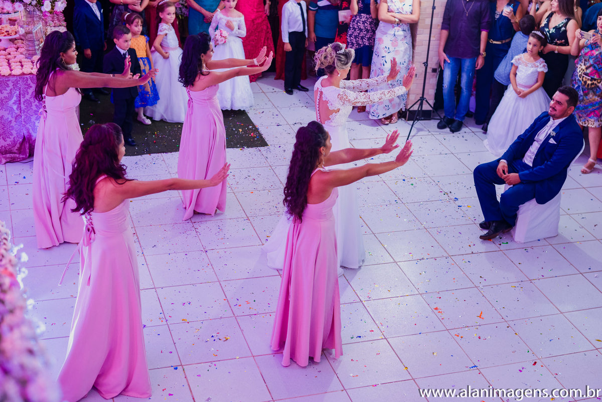 vestidodenoiva_decoraçãodecasamento_noivasparaíba_fotosdecasamentos_alanimagens_guarabirapb_paparazzimania_fotografoguarabiraPB_fotosdesertãozinhoPB_fotosdebananeiraspb_fotosdaparaíra_casamentosemguarabira_decoraçãodecasamento_fotosdelagoadedentropb_fotos