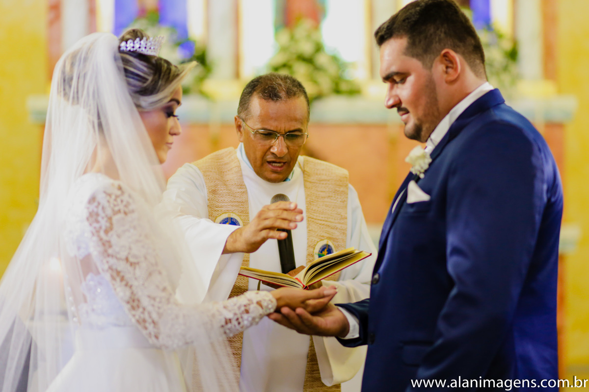 vestidodenoiva_decoraçãodecasamento_noivasparaíba_fotosdecasamentos_alanimagens_guarabirapb_paparazzimania_fotografoguarabiraPB_fotosdesertãozinhoPB_fotosdebananeiraspb_fotosdaparaíra_casamentosemguarabira_decoraçãodecasamento_fotosdelagoadedentropb_fotos