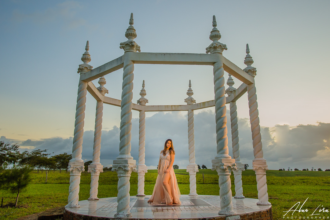 guarabira_maisondemel_15anos_fotosdecasamento_paparazimania_fotografoemguarabira_alanlirafotografo_casamentoaoarlivre_noivaemguarabira_fotosbananeirapb_casamentoembananeiras_fotosdebelémpb_debutante_book_15ano_fotosdenoivas_pb_alan_lira