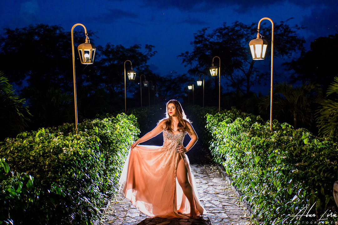 guarabira_maisondemel_15anos_fotosdecasamento_paparazimania_fotografoemguarabira_alanlirafotografo_casamentoaoarlivre_noivaemguarabira_fotosbananeirapb_casamentoembananeiras_fotosdebelémpb_debutante_book_15ano_fotosdenoivas_pb_alan_lira