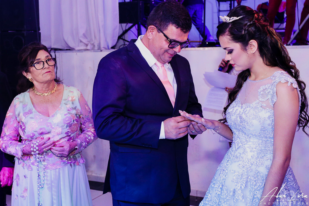 guarabira_maisondemel_15anos_fotosdecasamento_paparazimania_fotografoemguarabira_alanlirafotografo_casamentoaoarlivre_noivaemguarabira_fotosbananeirapb_casamentoembananeiras_fotosdebelémpb_debutante_book_15ano_fotosdenoivas_pb_recife