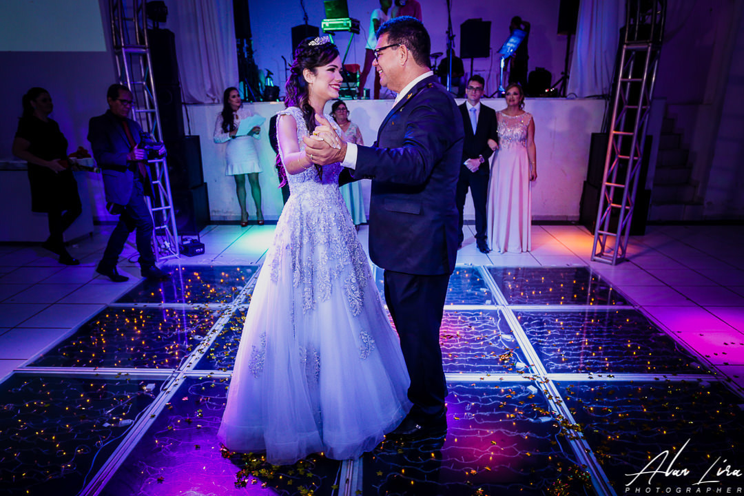 guarabira_maisondemel_15anos_fotosdecasamento_paparazimania_fotografoemguarabira_alanlirafotografo_casamentoaoarlivre_noivaemguarabira_fotosbananeirapb_casamentoembananeiras_fotosdebelémpb_debutante_book_15ano_fotosdenoivas_pb_recife